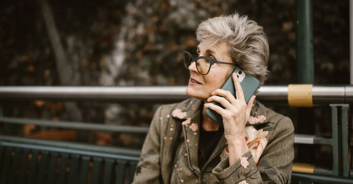 Meilleur forfait 5G pour seniors - Guide complet