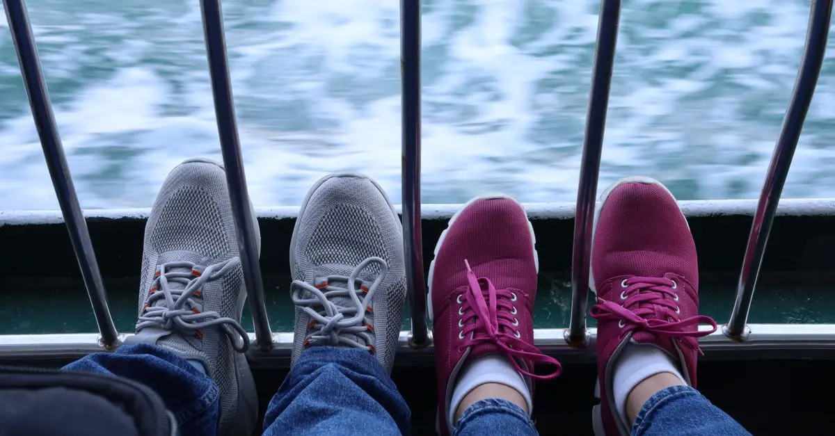 Best Travel Shoes for Comfort: A Complete Buying Guide