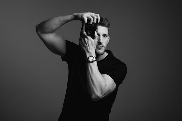 Guide d'achat montres luxe hommes : style et élégance