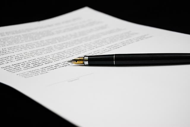 Guide d'Achat : Encre Résistante à l'Eau pour vos Documents